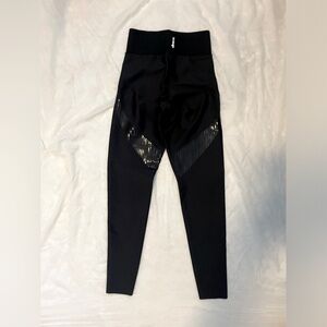 Ultracor black leggings. Size XS New w/o Tags